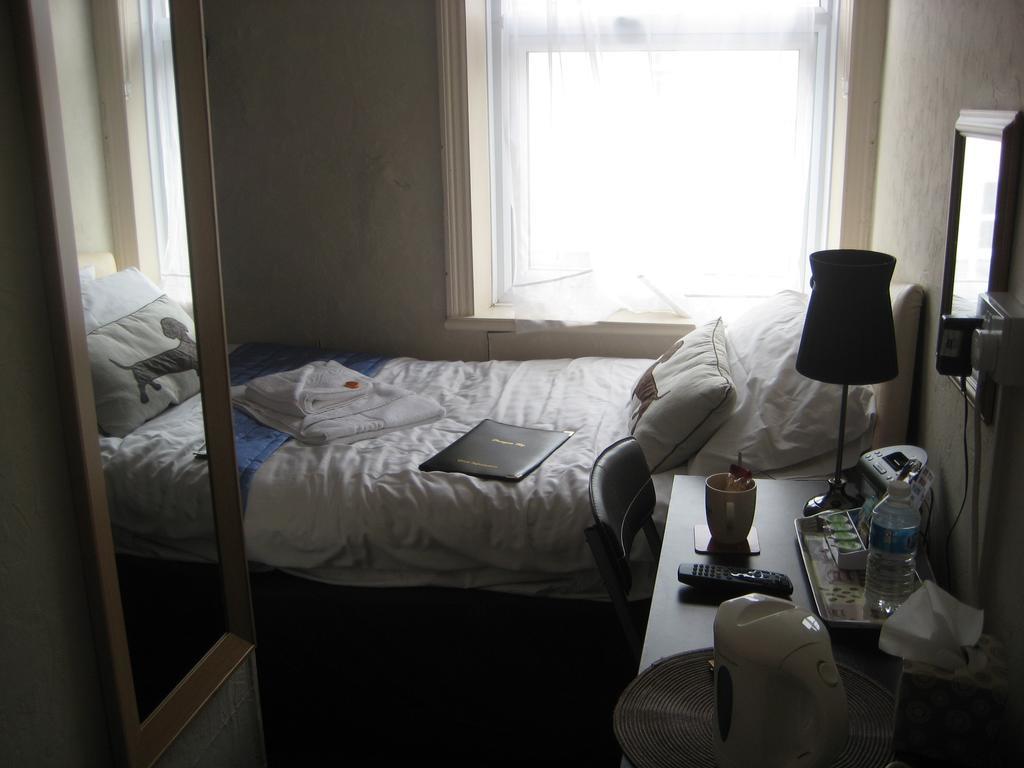 The Dragonfly Blackpool Quarto foto